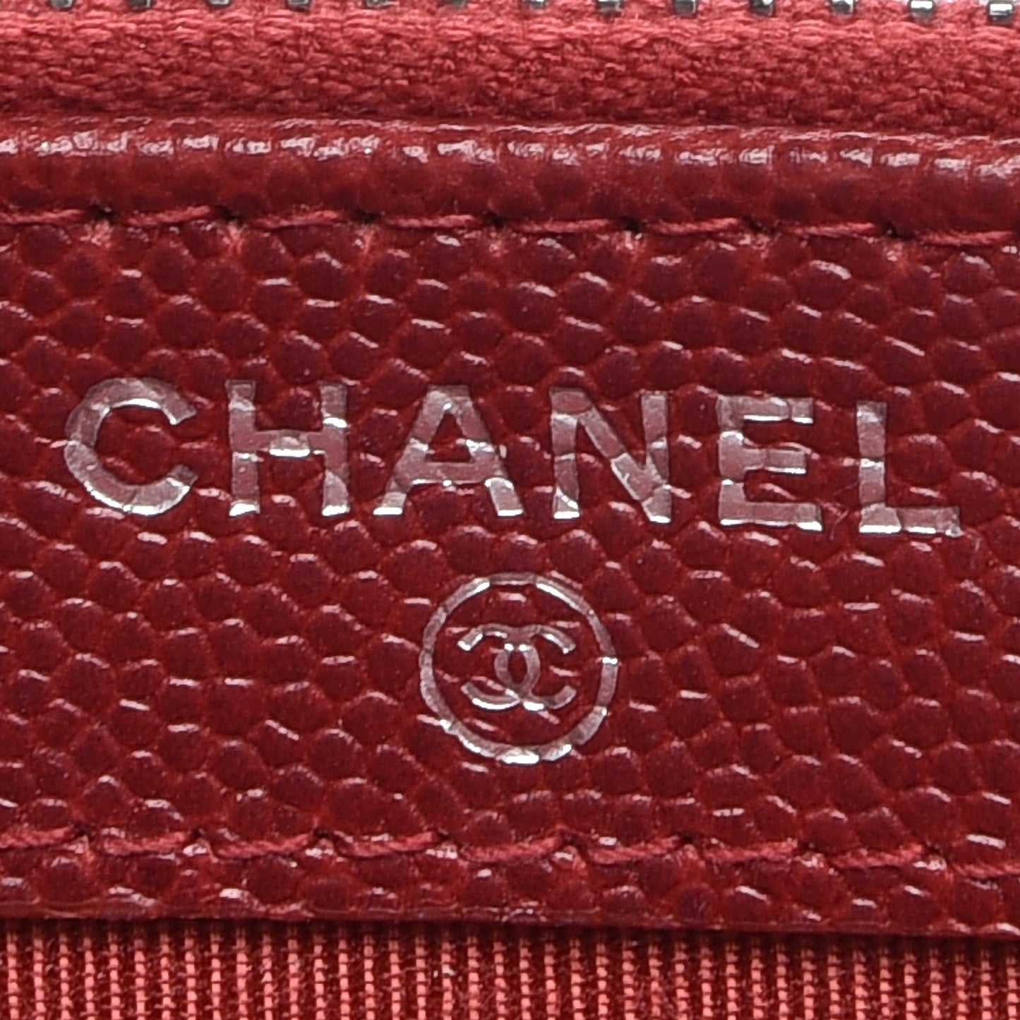 Caviar Quilted Small Clutch With Chain Red