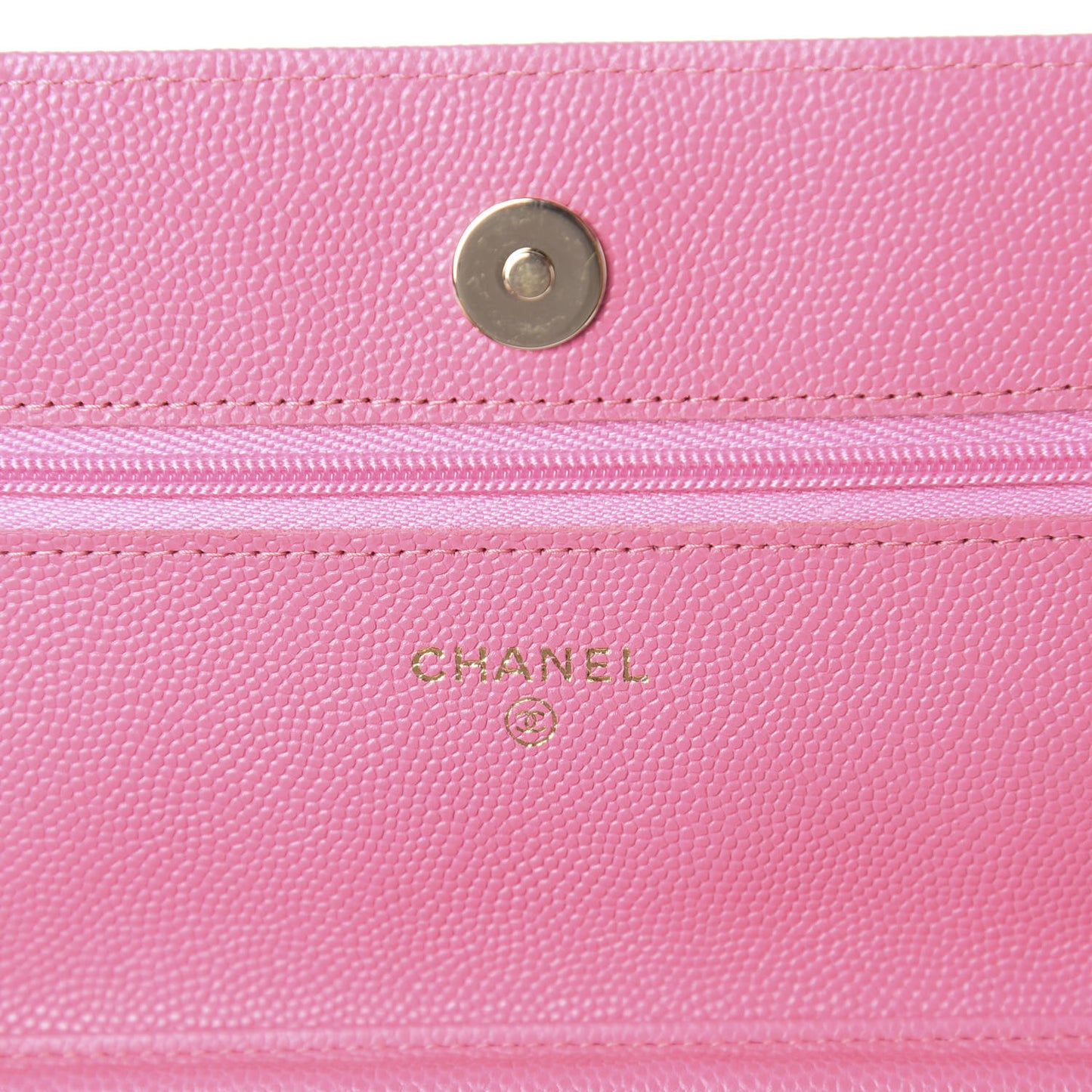 Caviar Quilted Wallet on Chain WOC Pink