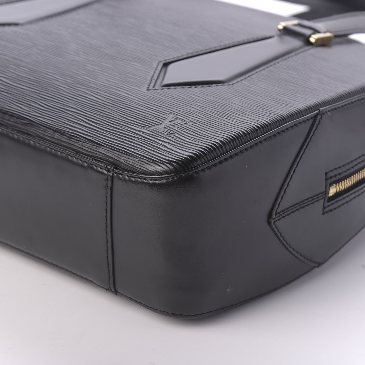 Louis Vuitton Epi Voltaire Black 7 of 9