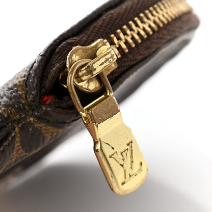 Louis Vuitton Monogram 2016 Christmas Animation Round Coin Purse Rouge 8 of 9