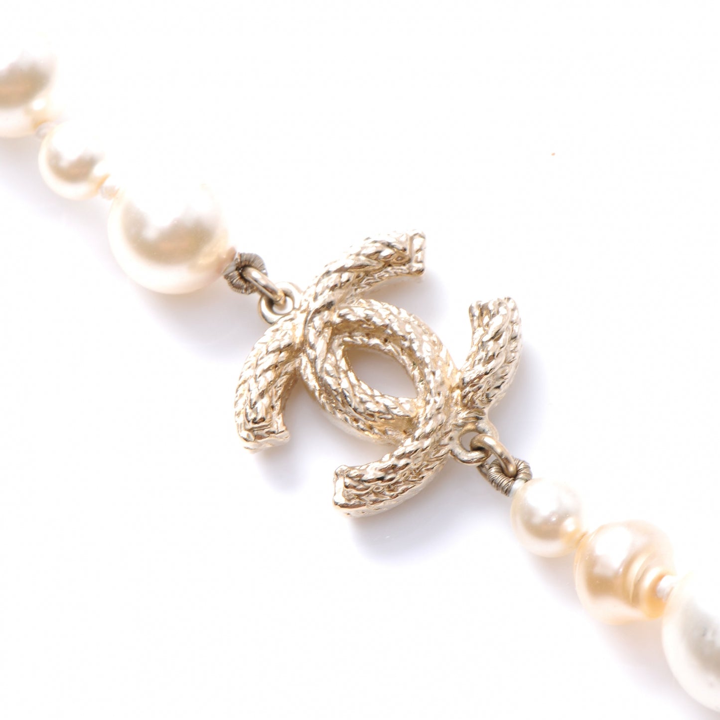 Classic CC Long Irregular Pearl Necklace Gold