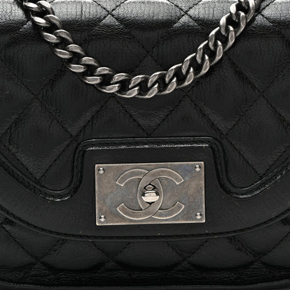 Chanel Shiny Goatskin Quilted Small Double Chained Messenger Flap Black 8 of 13