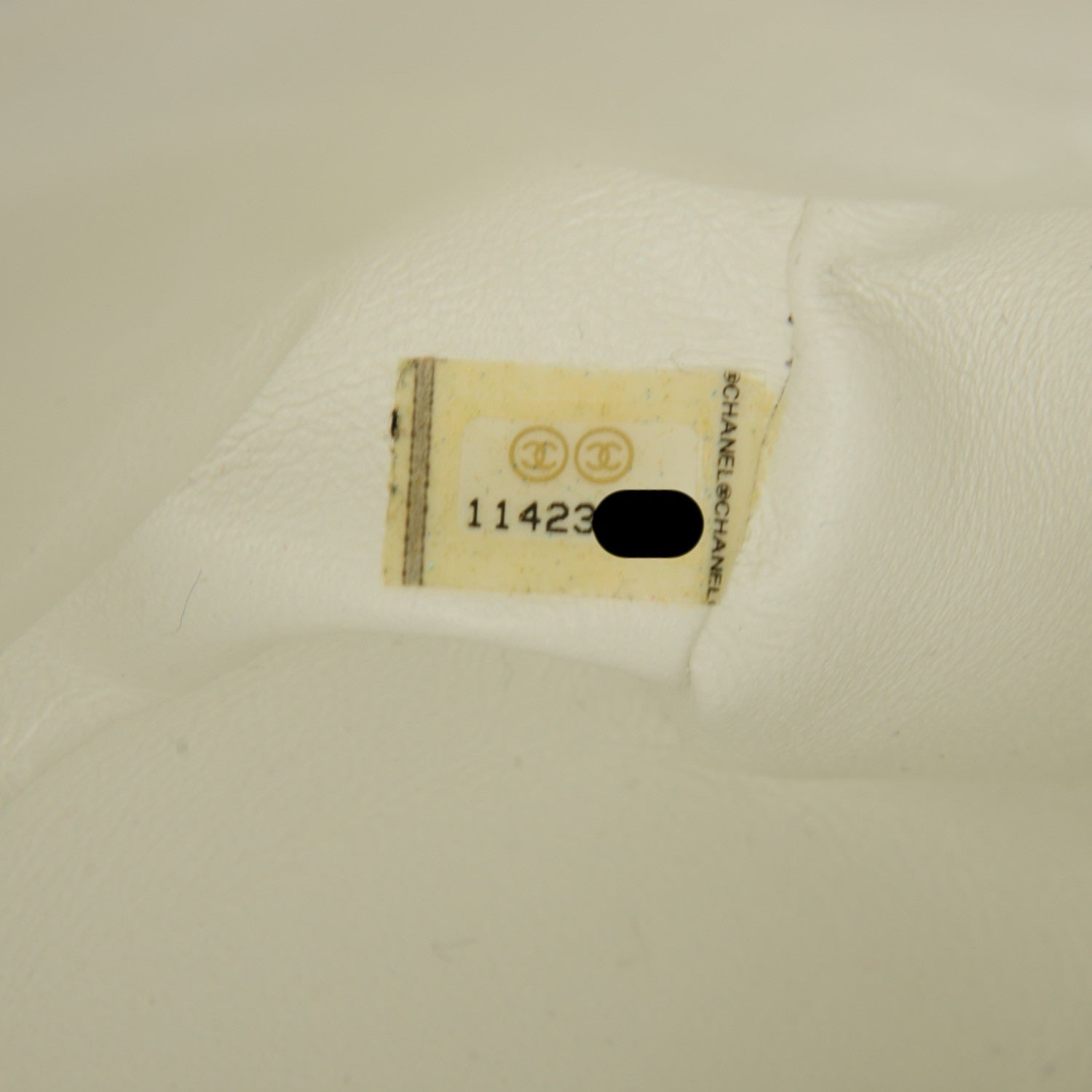 Chanel Caviar Quilted Jumbo Single Flap White 7 of 8