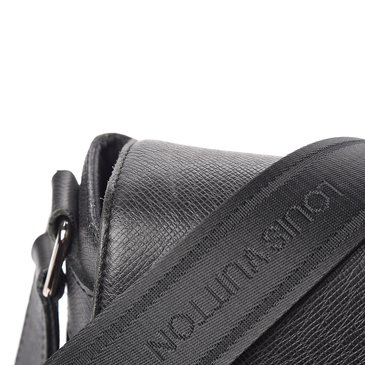 Taiga Roman MM Messenger Black