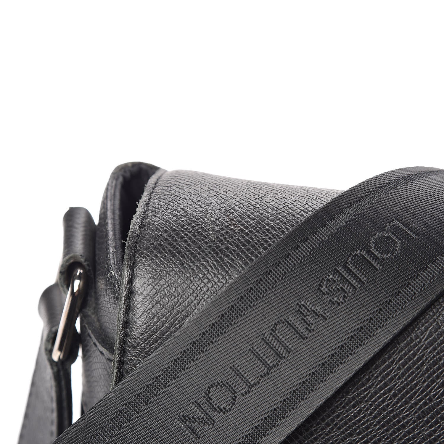 Louis Vuitton Taiga Roman MM Messenger Black 13 of 13