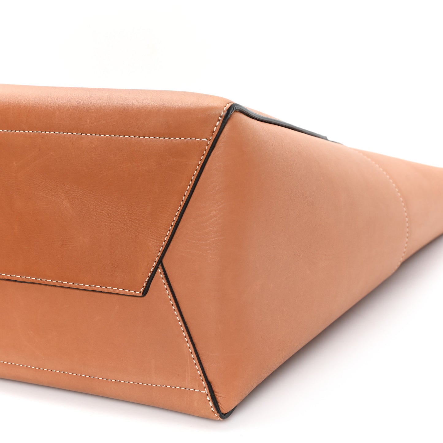 Natural Calfskin Seau Sangle Bucket Bag Tan