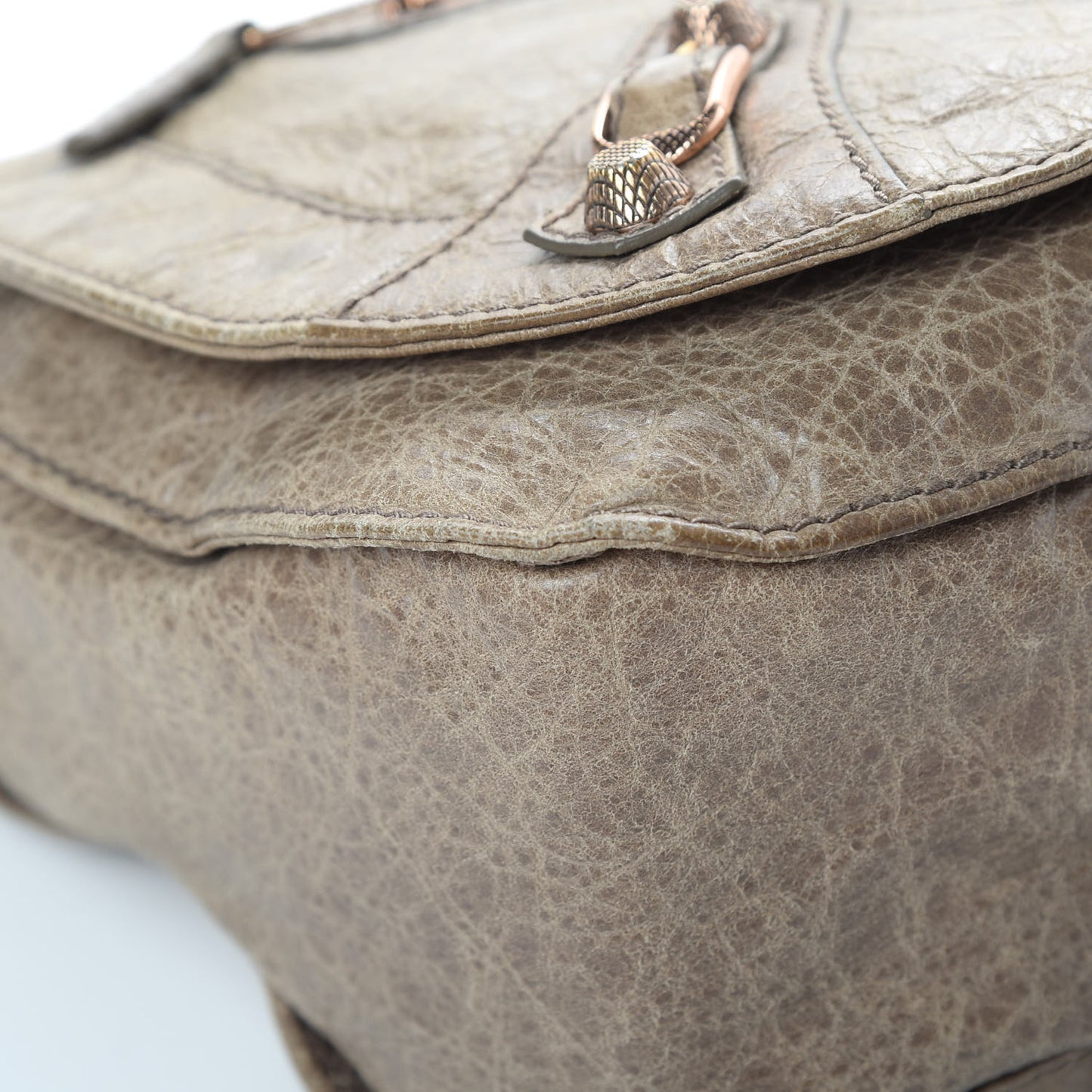 Agneau Giant 12 Rose Gold Hardware Neo Folk Messenger Gris Poivre