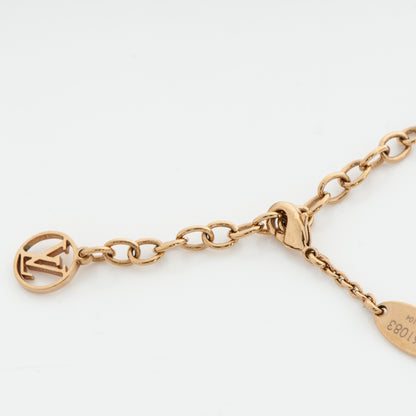 Louis Vuitton Essential V Necklace Gold 4 of 6