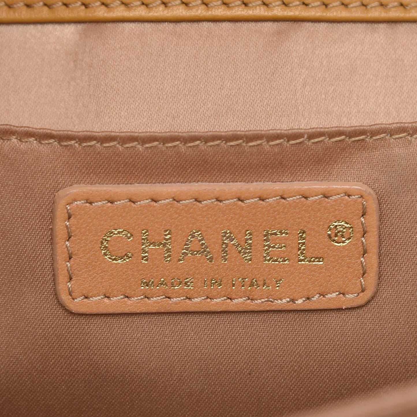Patent Medium Madison Flap Gold