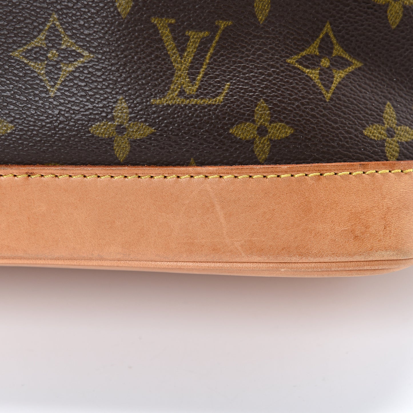 Monogram Alma PM
