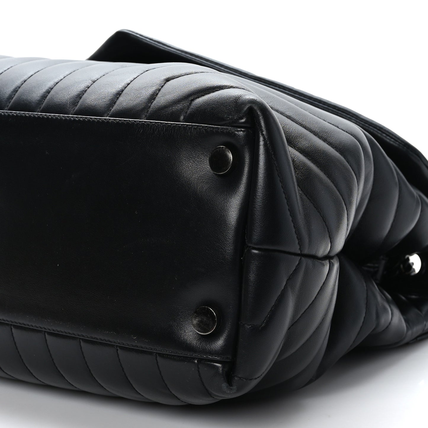 Calfskin Y Quilted Monogram Monochrome Large Loulou Chain Satchel Black