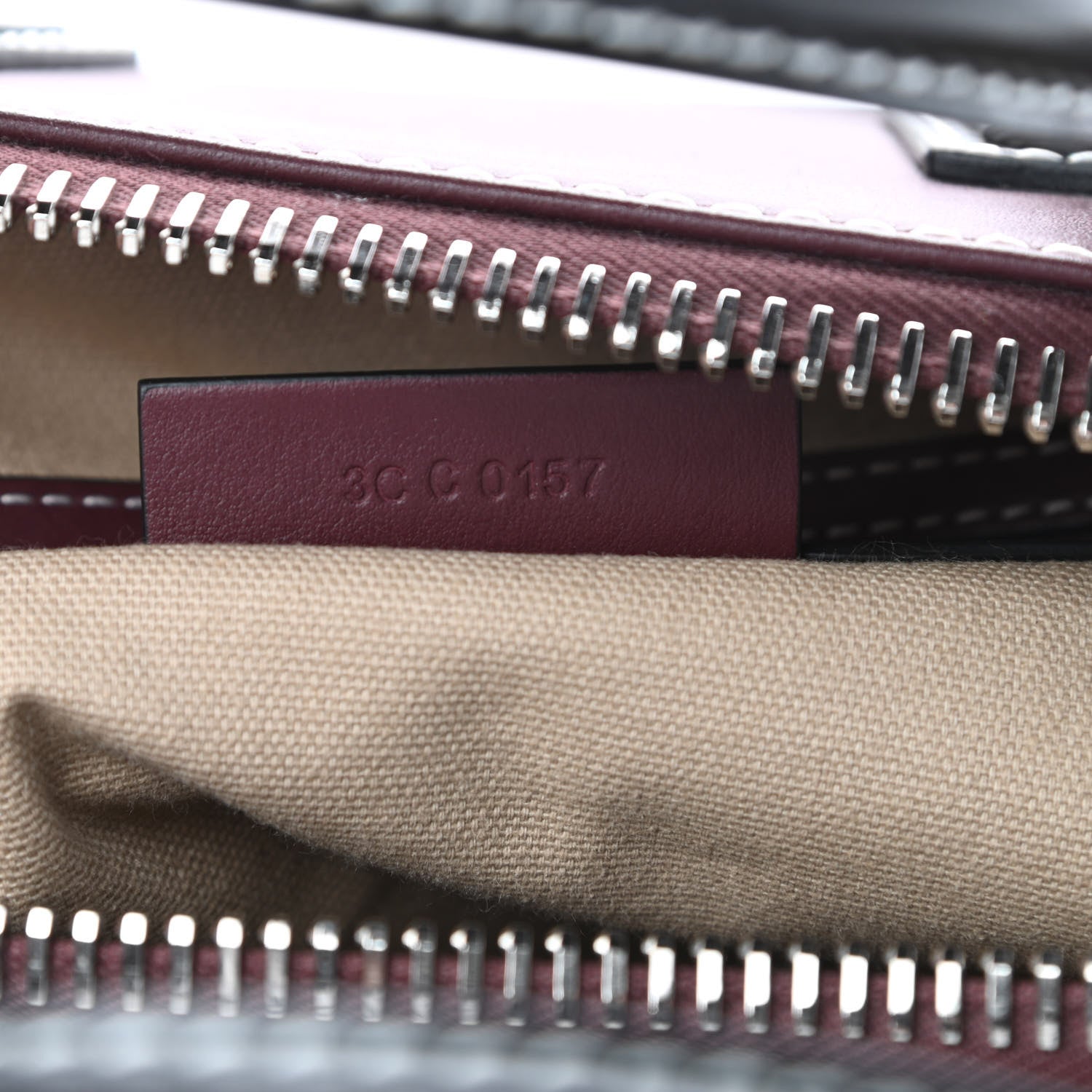 Givenchy Calfskin Small Bi-Color Topstitch Antigona Oxblood Black 7 of 10