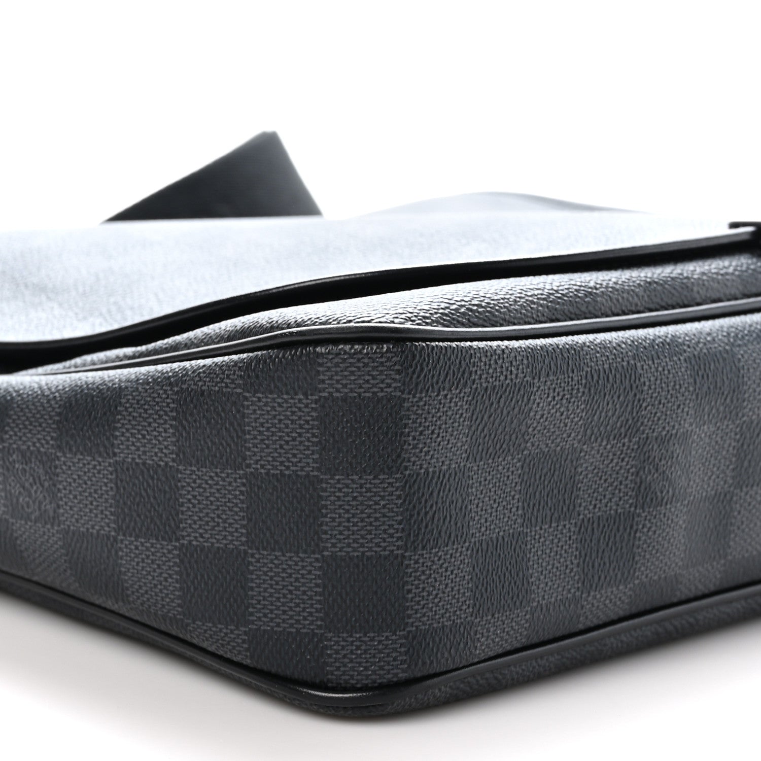 Louis Vuitton Damier Graphite Daniel GM 9 of 10