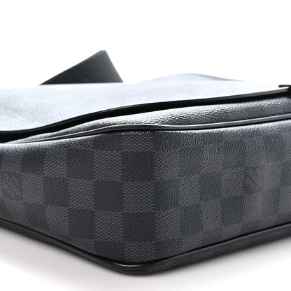 Louis Vuitton Damier Graphite Daniel GM 9 of 10
