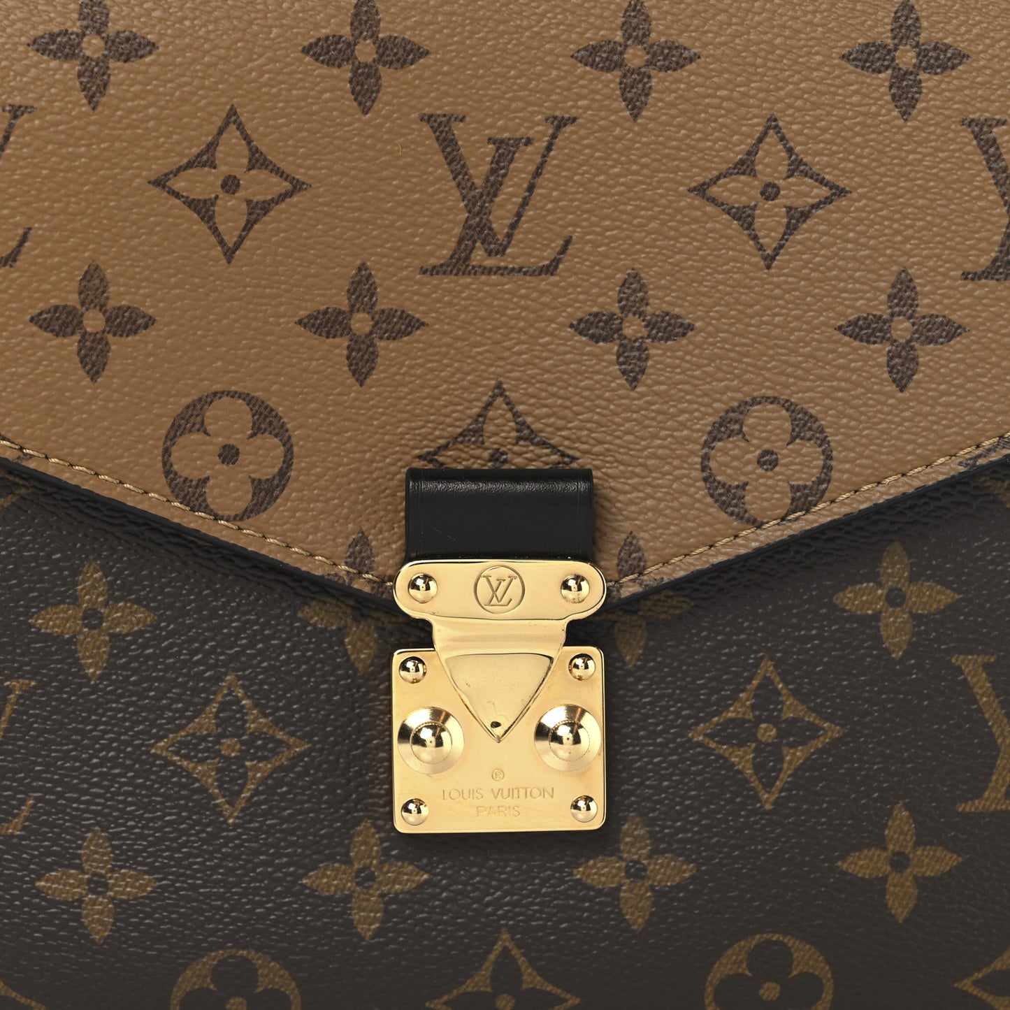 Reverse Monogram Pochette Metis