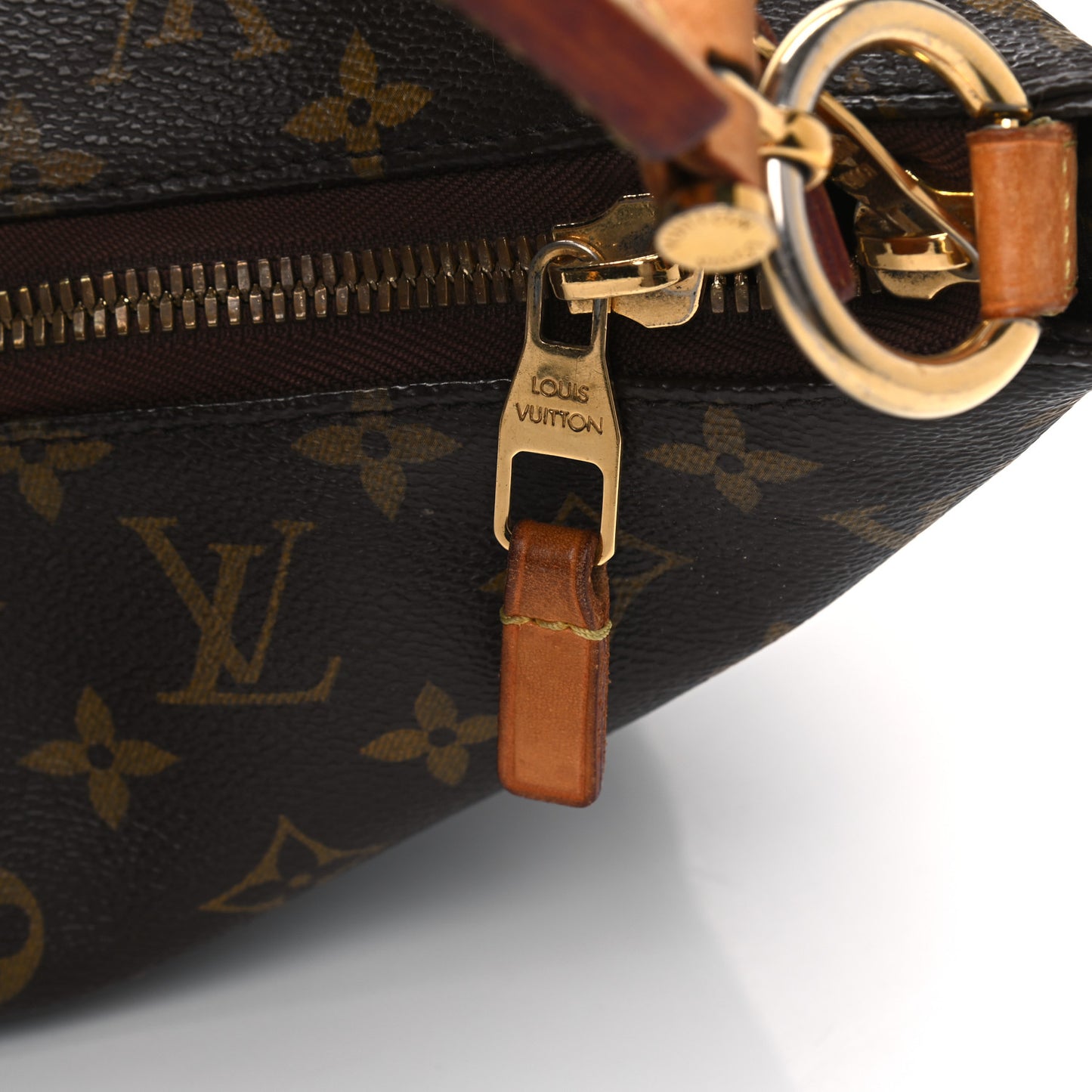 Monogram Sully PM