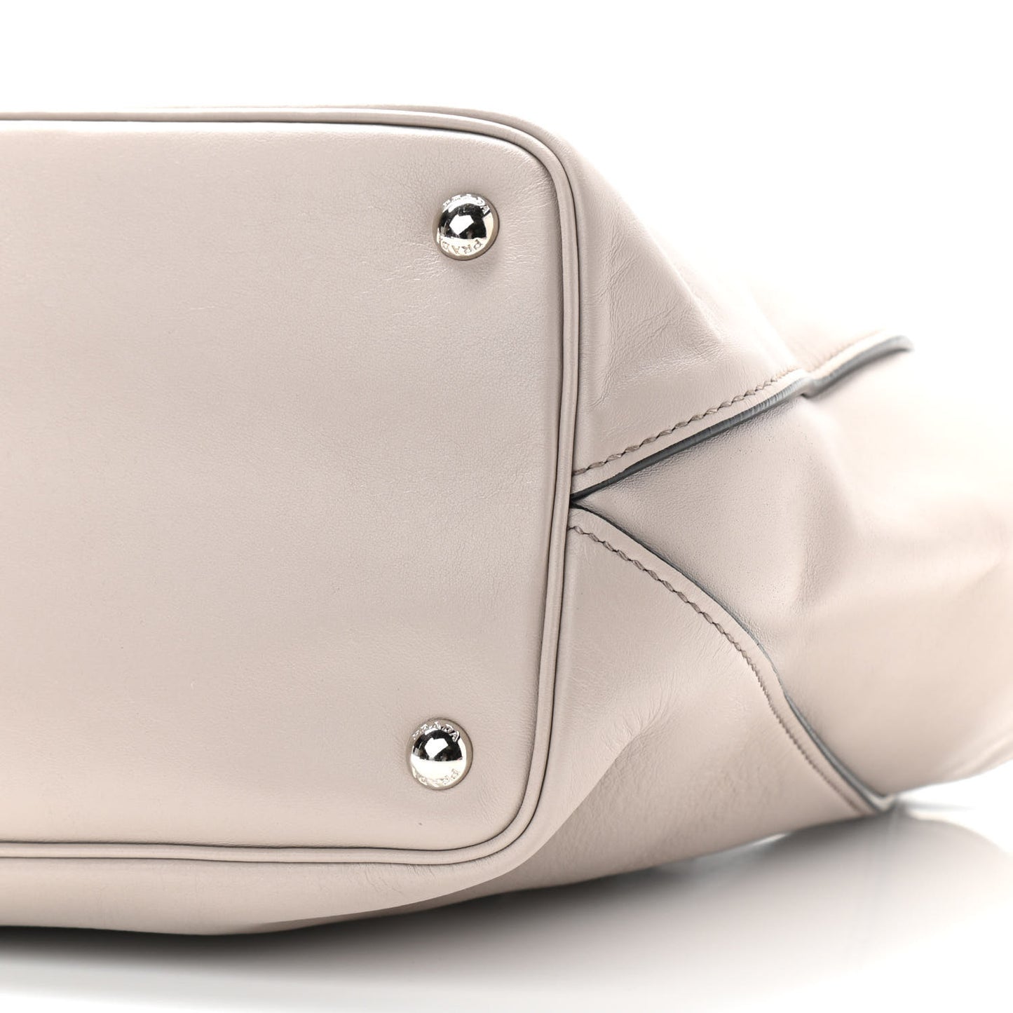 Soft Calf Tote Argilla