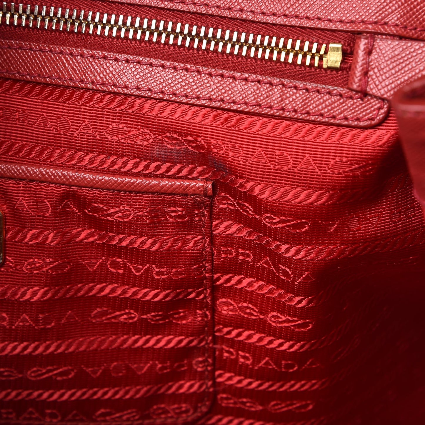 Saffiano Large Galleria Double Zip Tote Fuoco