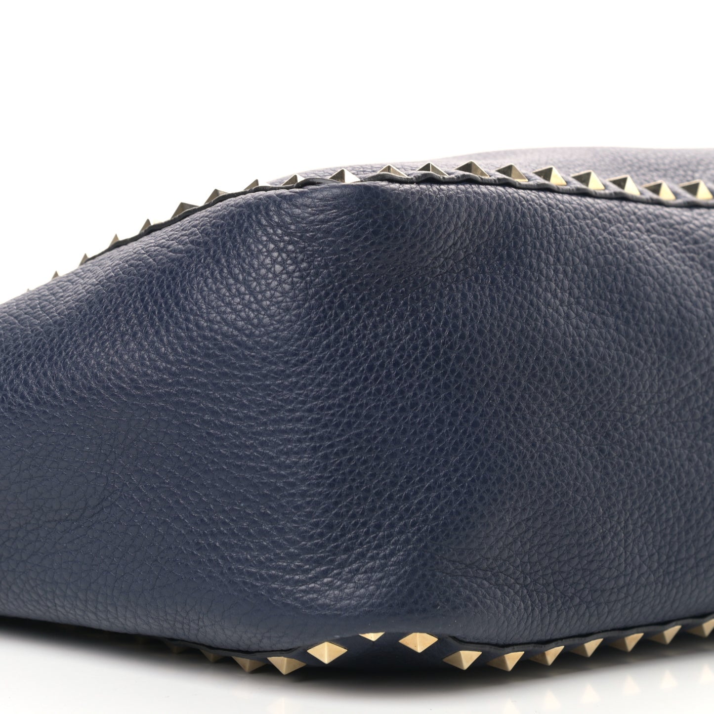 Pebbled Calfskin Medium Rockstud Reversible Tote Light Cuir Marine