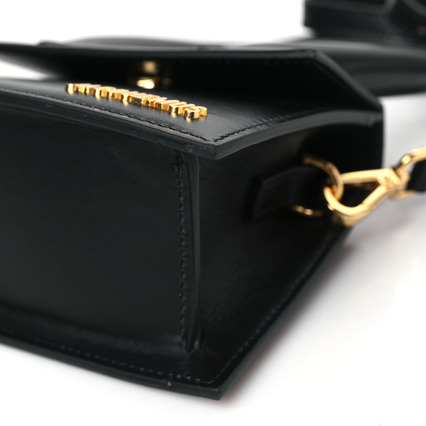 Smooth Calfskin Le Chiquito Moyen Black