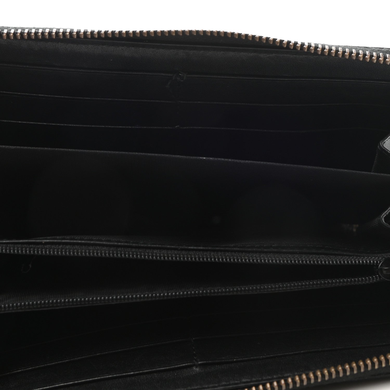 Gucci Calfskin Matelasse GG Marmont Zip Around Wallet Black 5 of 8