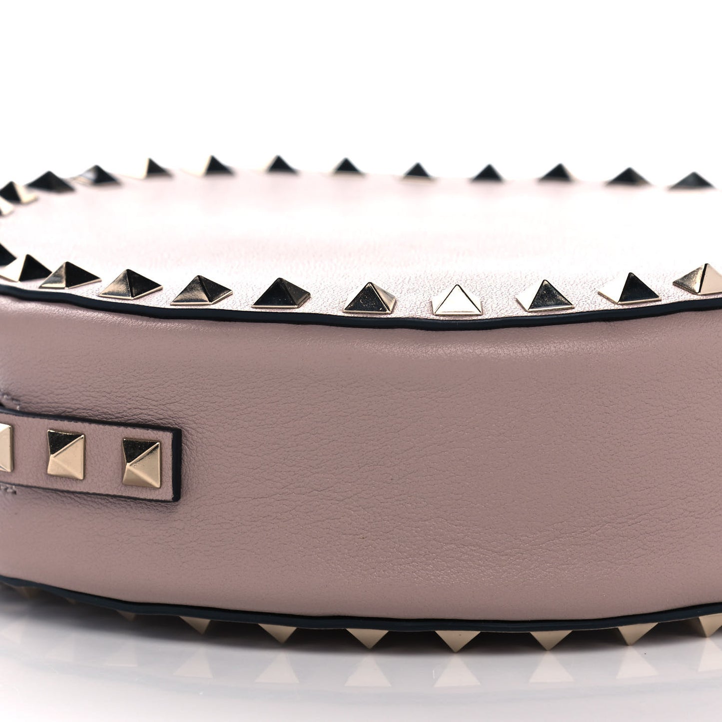 Calfskin Rockstud Round Crossbody Bag Poudre