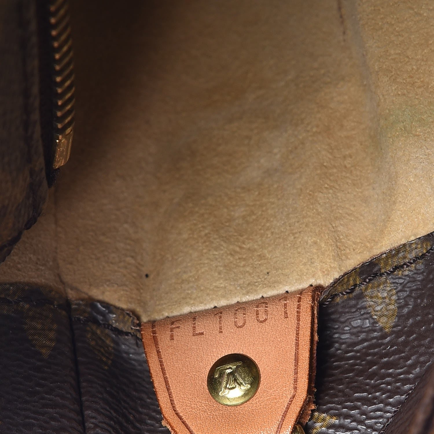 Louis Vuitton Monogram Luco 6 of 16