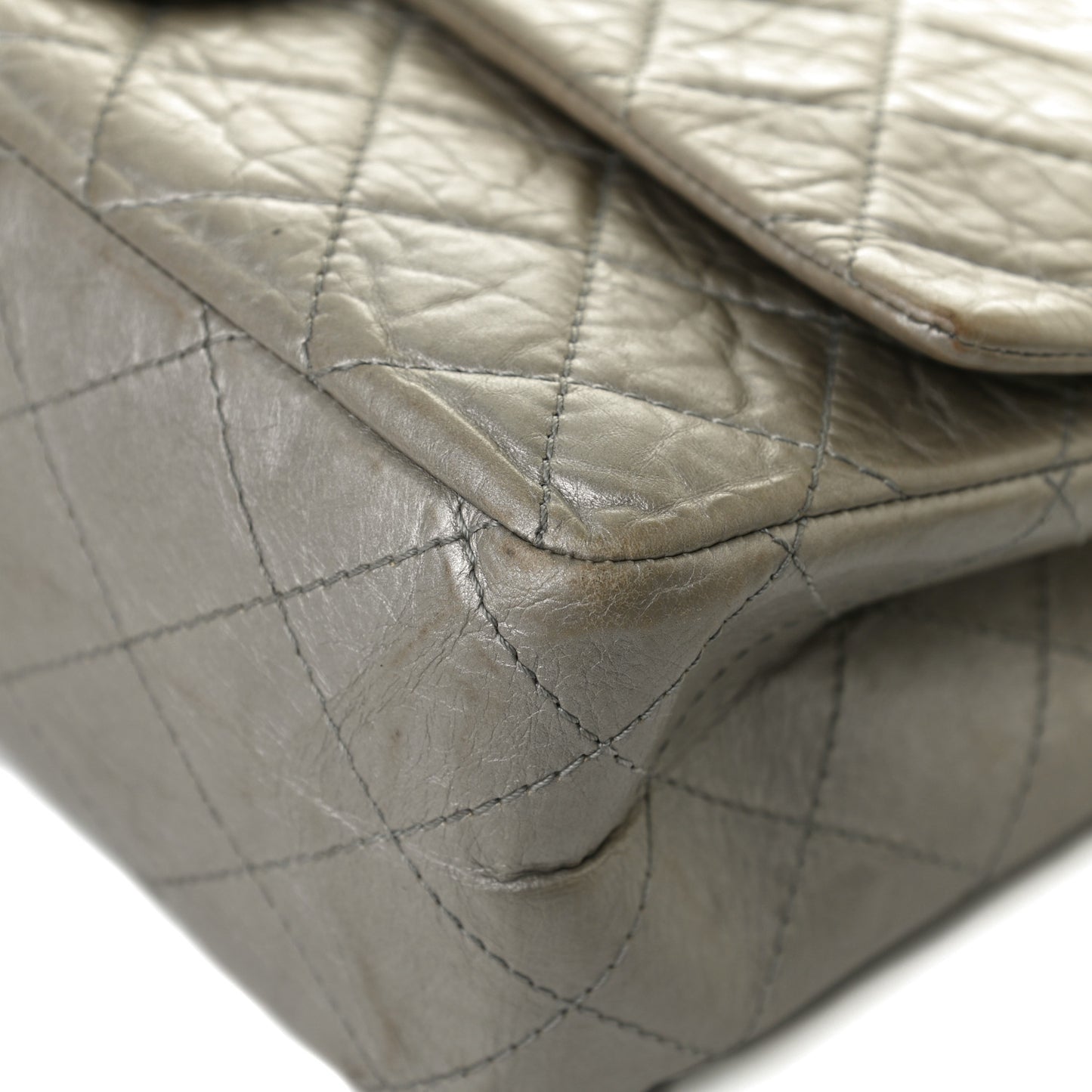 Metallic Aged Calfskin Quilted 2.55 Reissue 227 Flap Grey