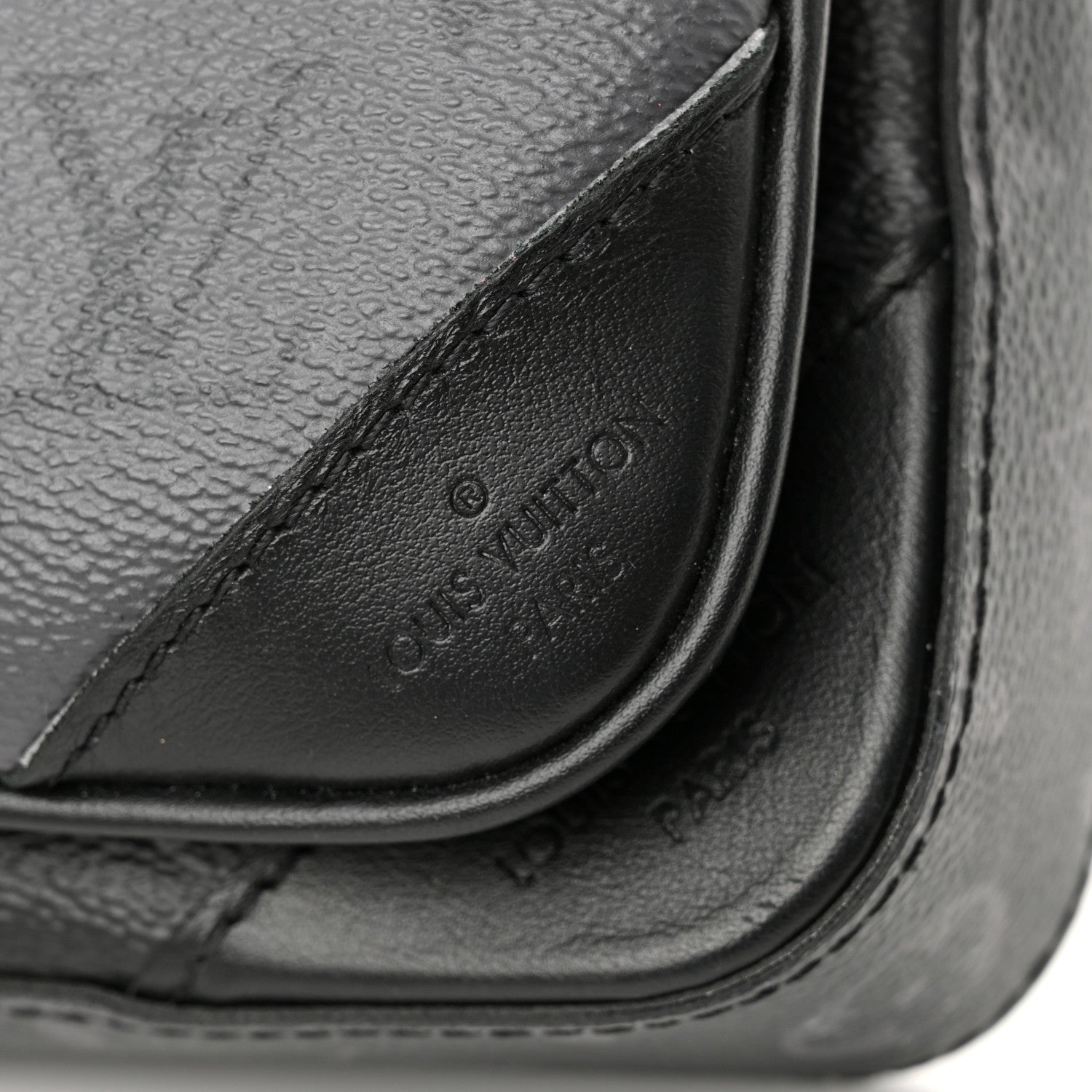 Louis Vuitton Reverse Monogram Eclipse Trio Messenger 7 of 13