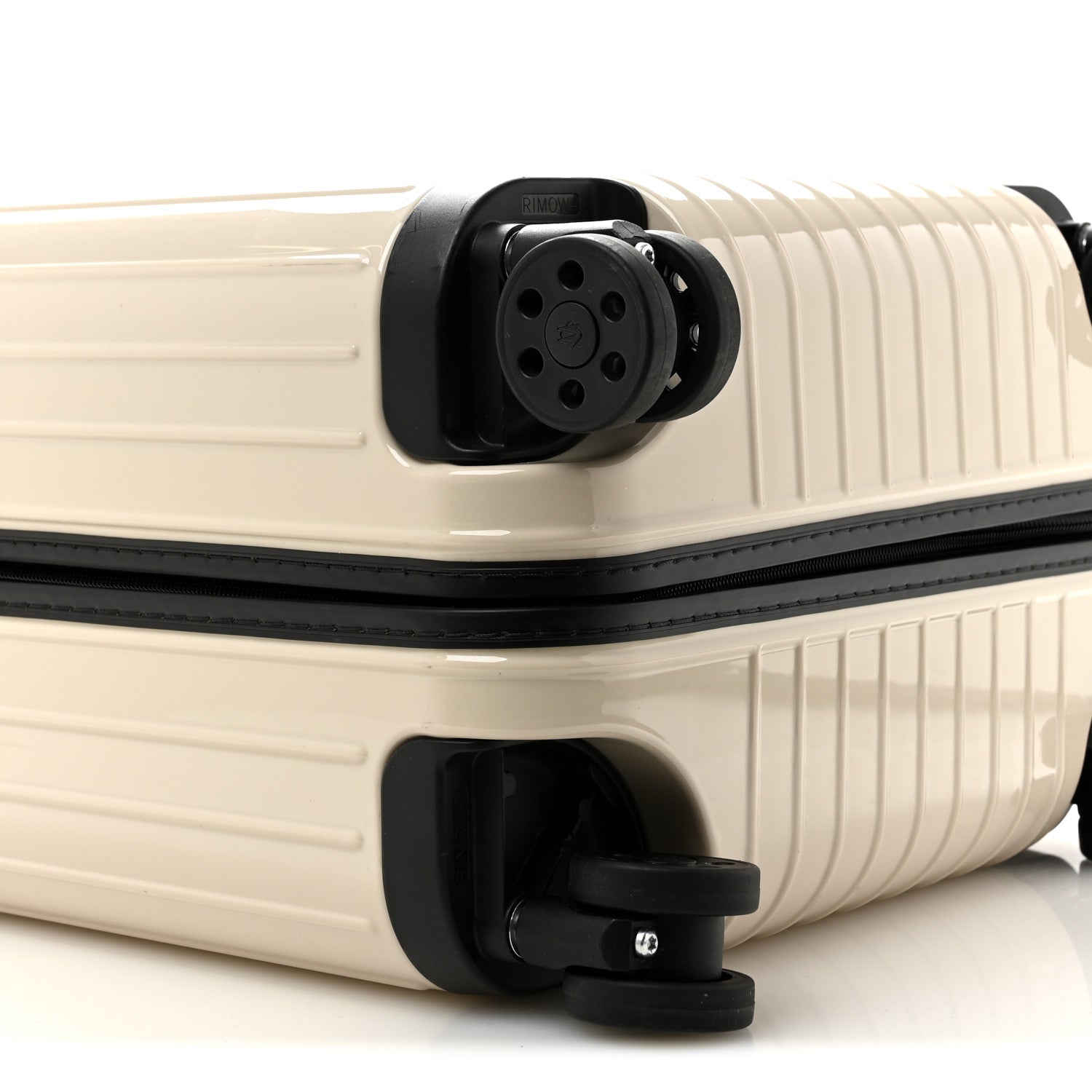 Rimowa Gloss Polycarbonate Essential Lite Cabin Ivory Beige 7 of 8