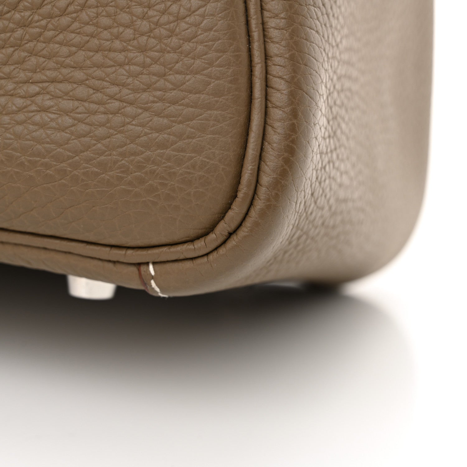 Hermes Taurillon Clemence Lindy 26 Etoupe 11 of 12