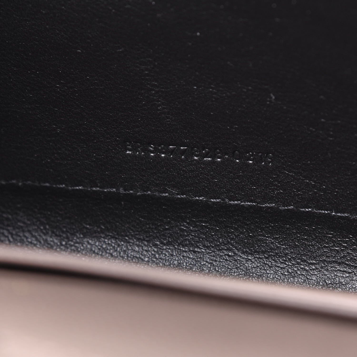 Saint Laurent Grain De Poudre Matelasse Chevron Monogram Chain Wallet Fard 7 of 15