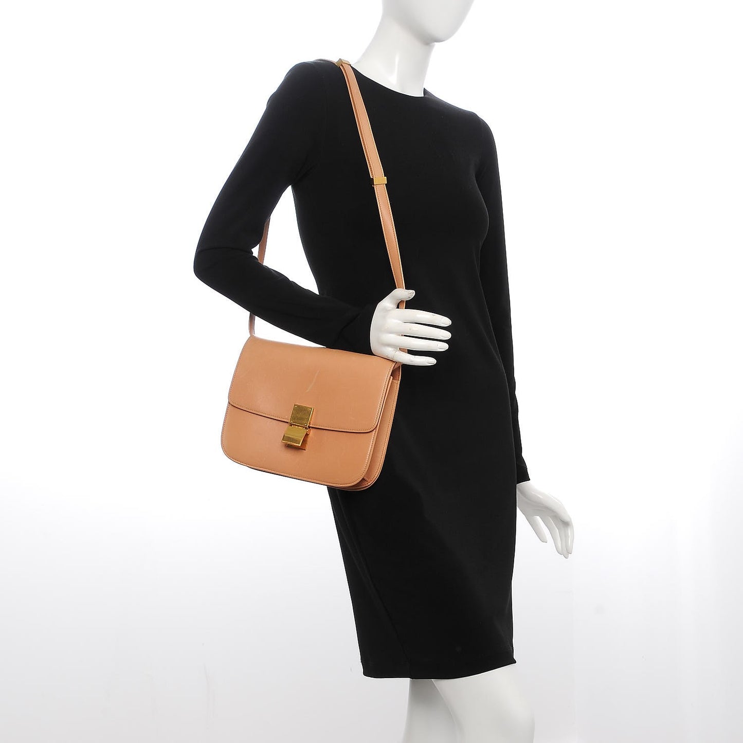 Box Calfskin Medium Classic Box Flap Bag Nude