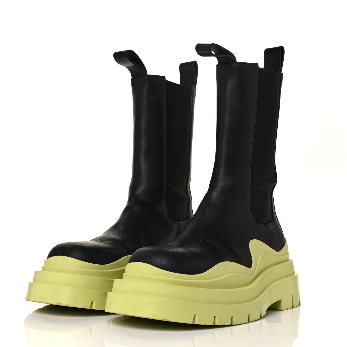 Calfskin The Tire Chelsea Boots 36 Black Seagrass