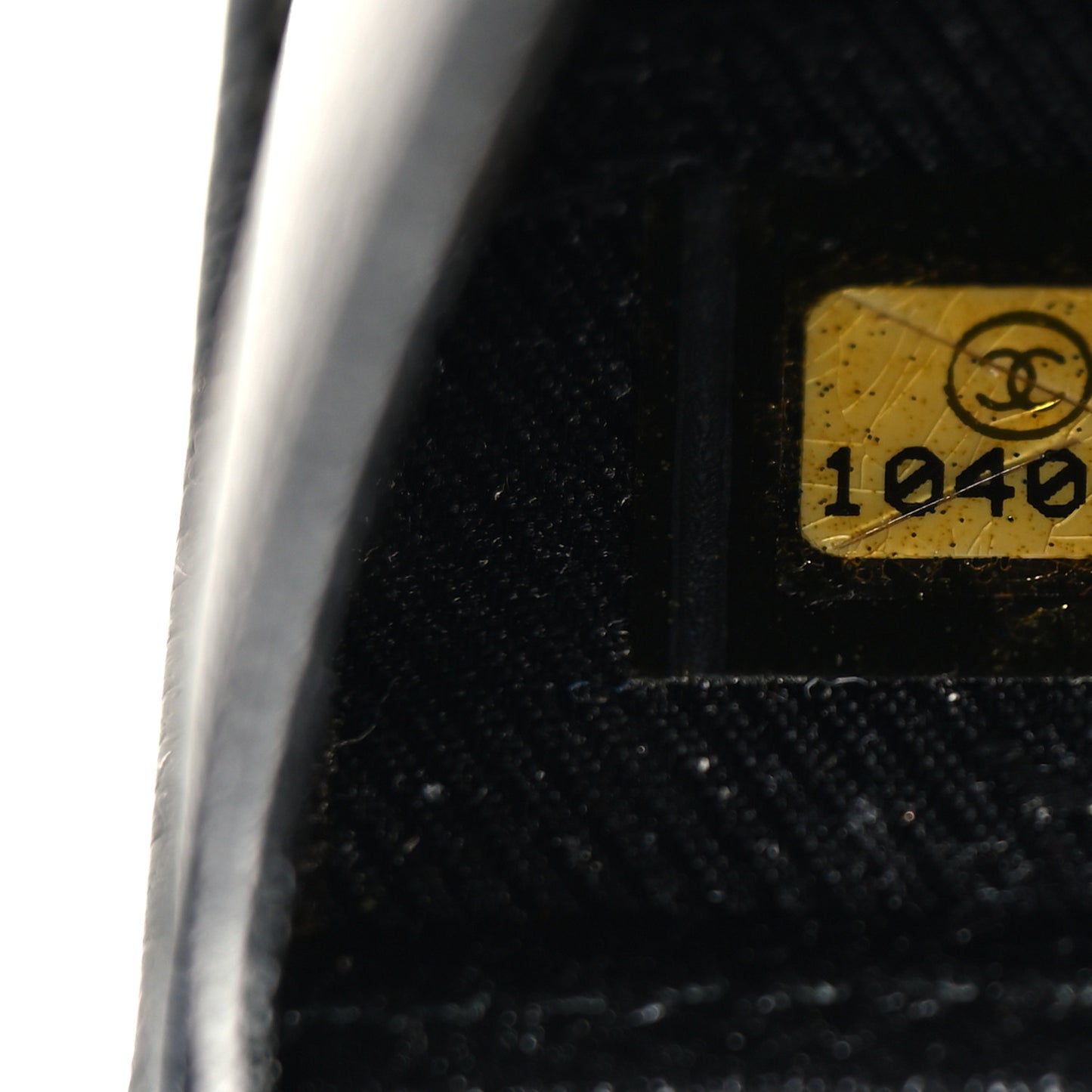 Grained Calfskin CC Button Yen Wallet Black