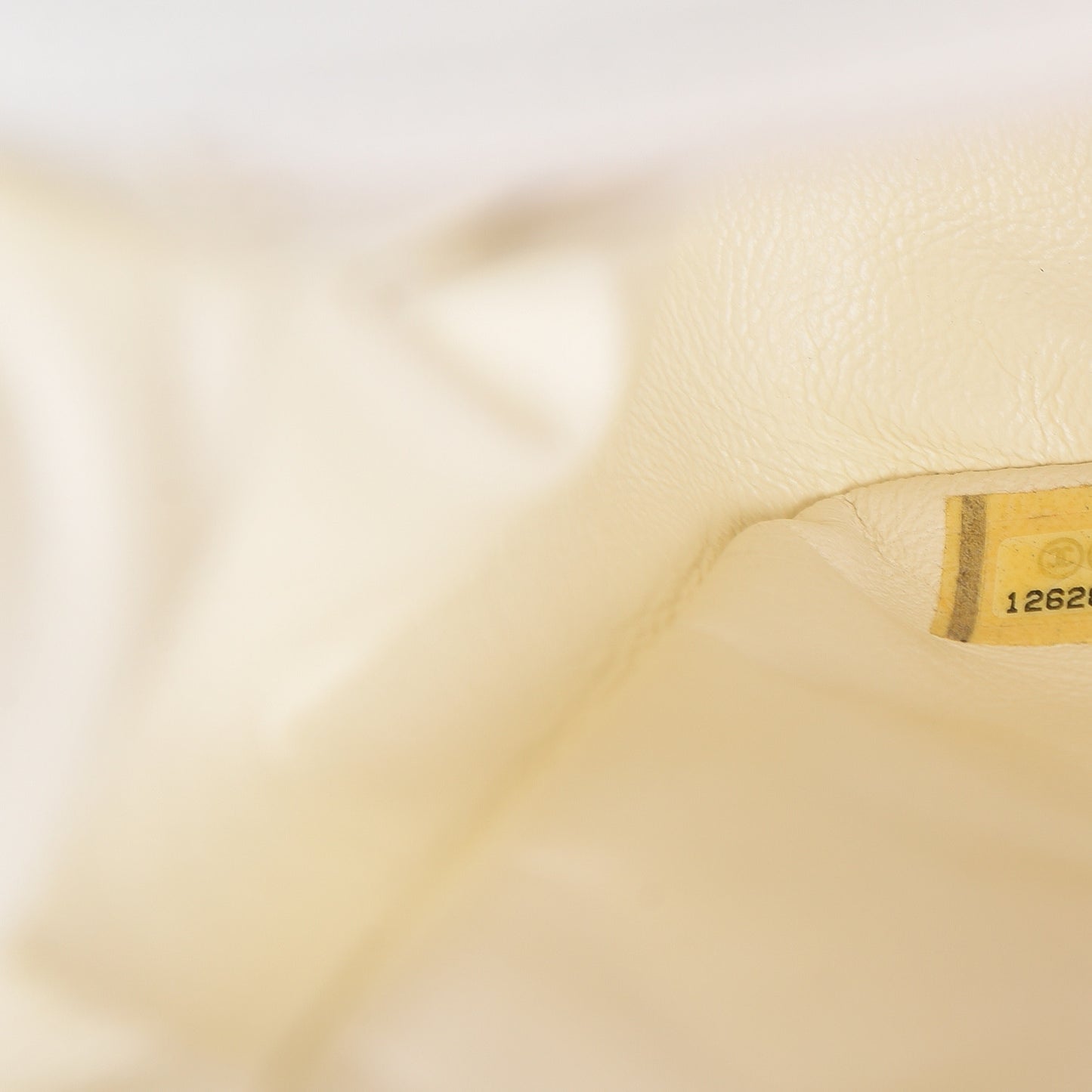 Caviar Quilted Jumbo Single Flap White
