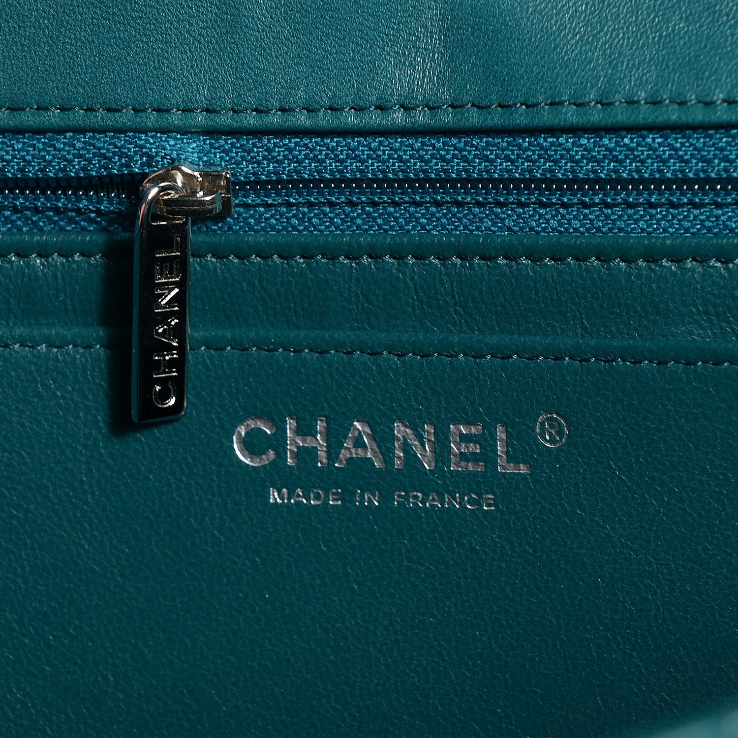 Chanel Lambskin Maxi Single Flap Turquoise 7 of 9