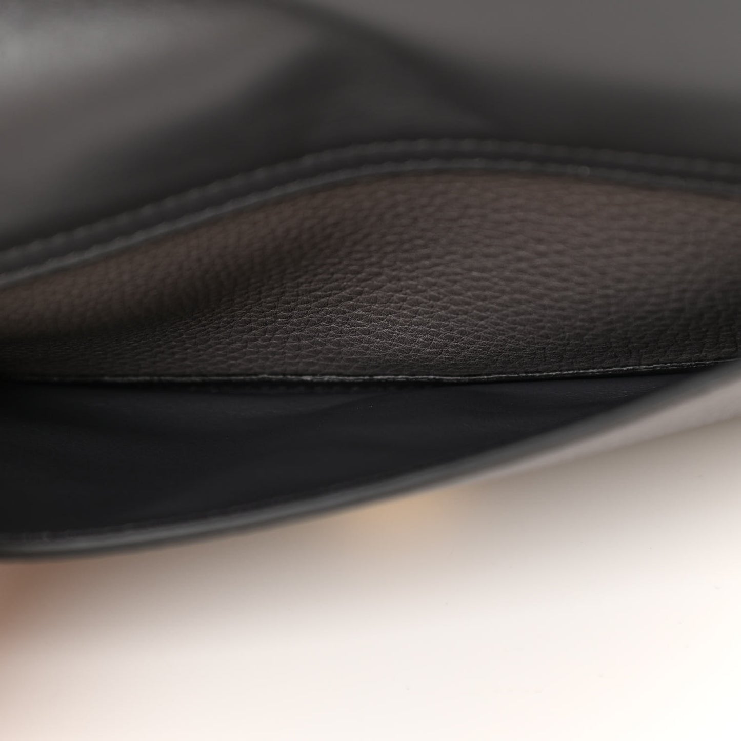 Pebbled Calfskin Ginevra Chain Bag Grey