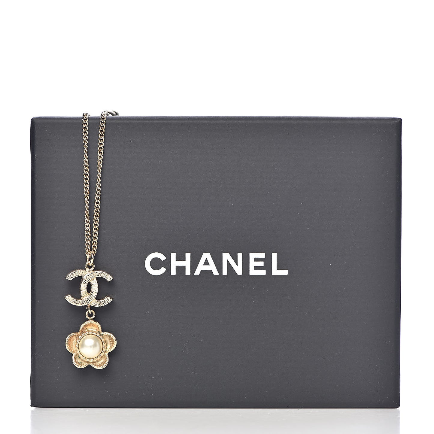 Pearl CC Camellia Pendant Necklace Gold