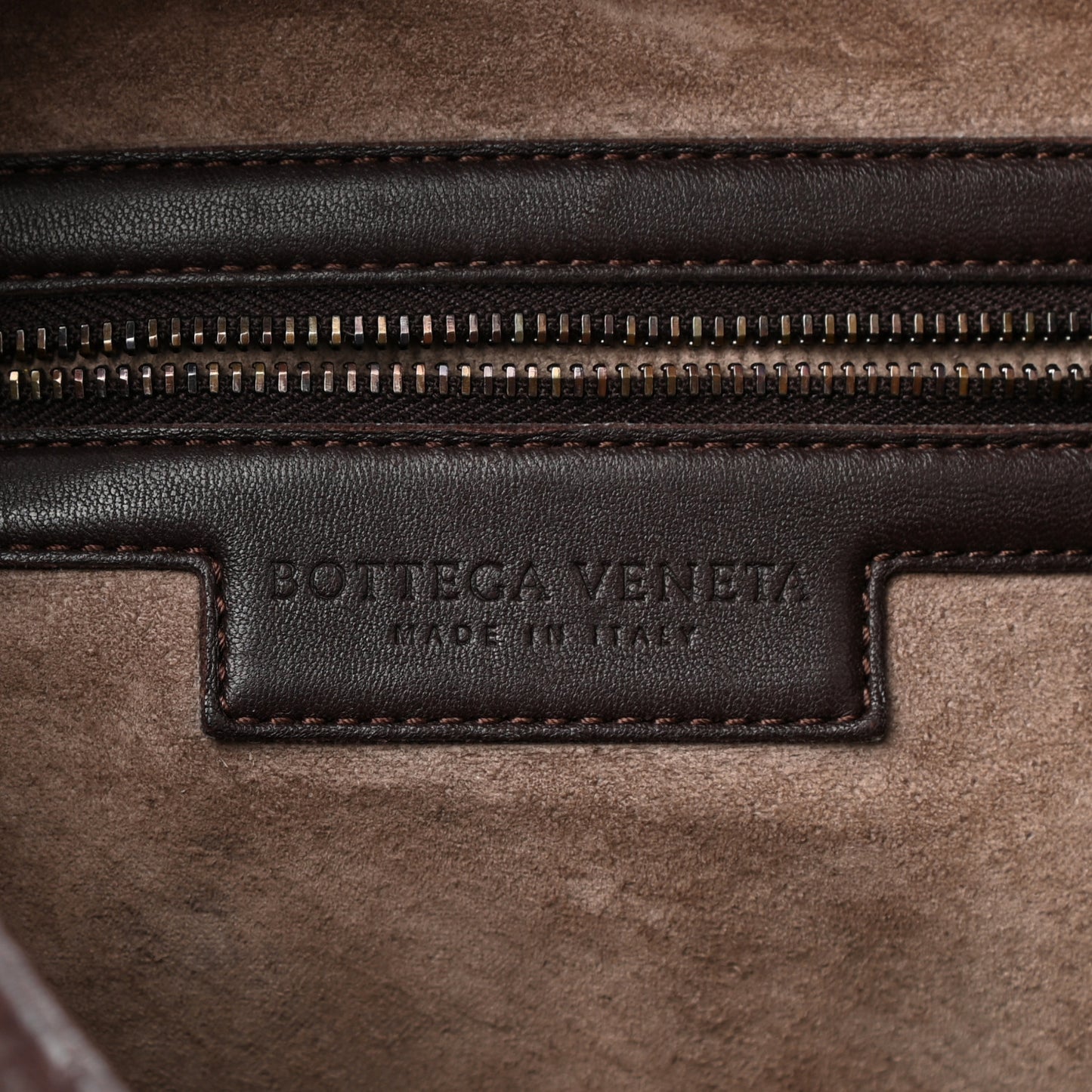 Nappa Intrecciato Medium Veneta Hobo Ebano