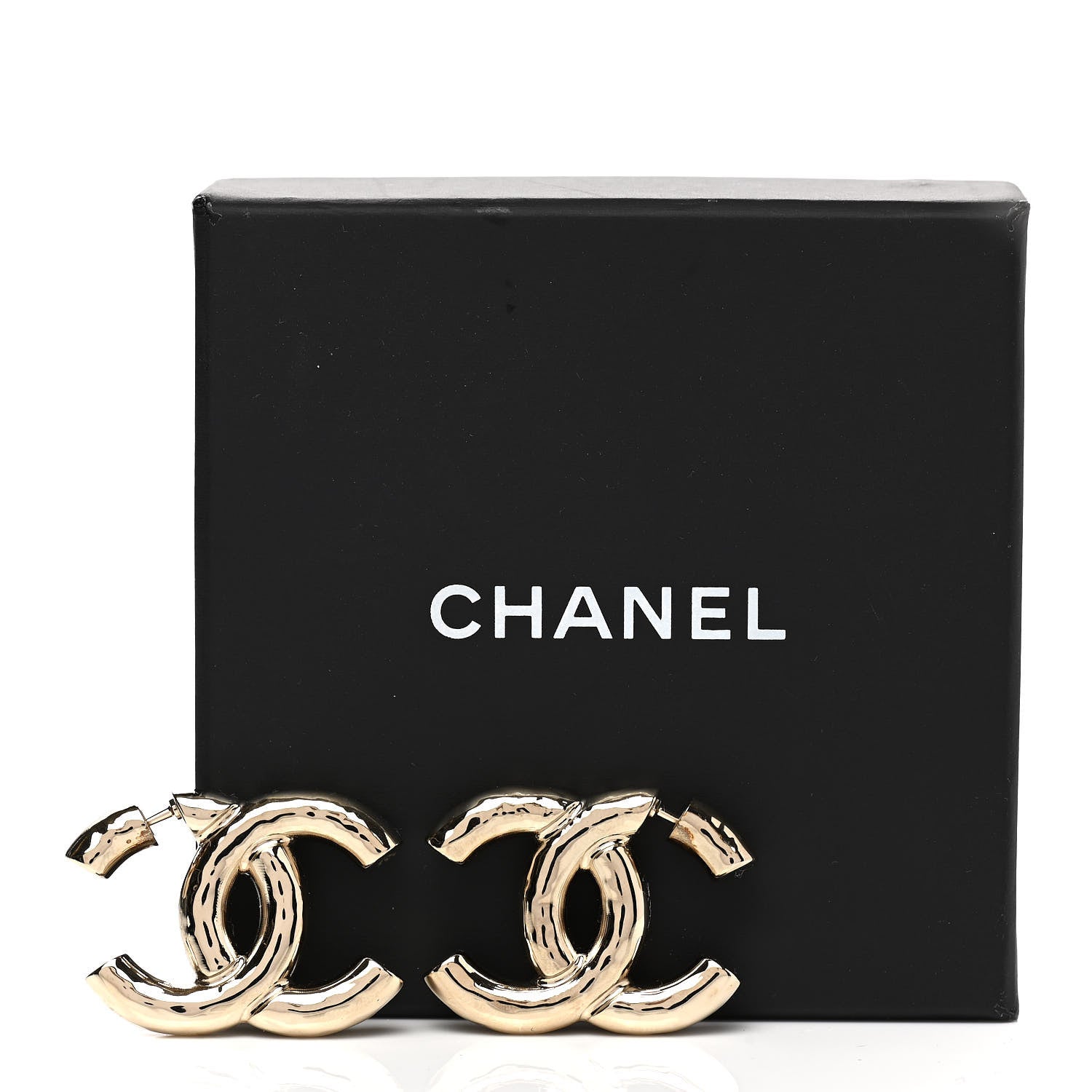 Chanel Metal Large CC Earrings Light Gold 5 of 5