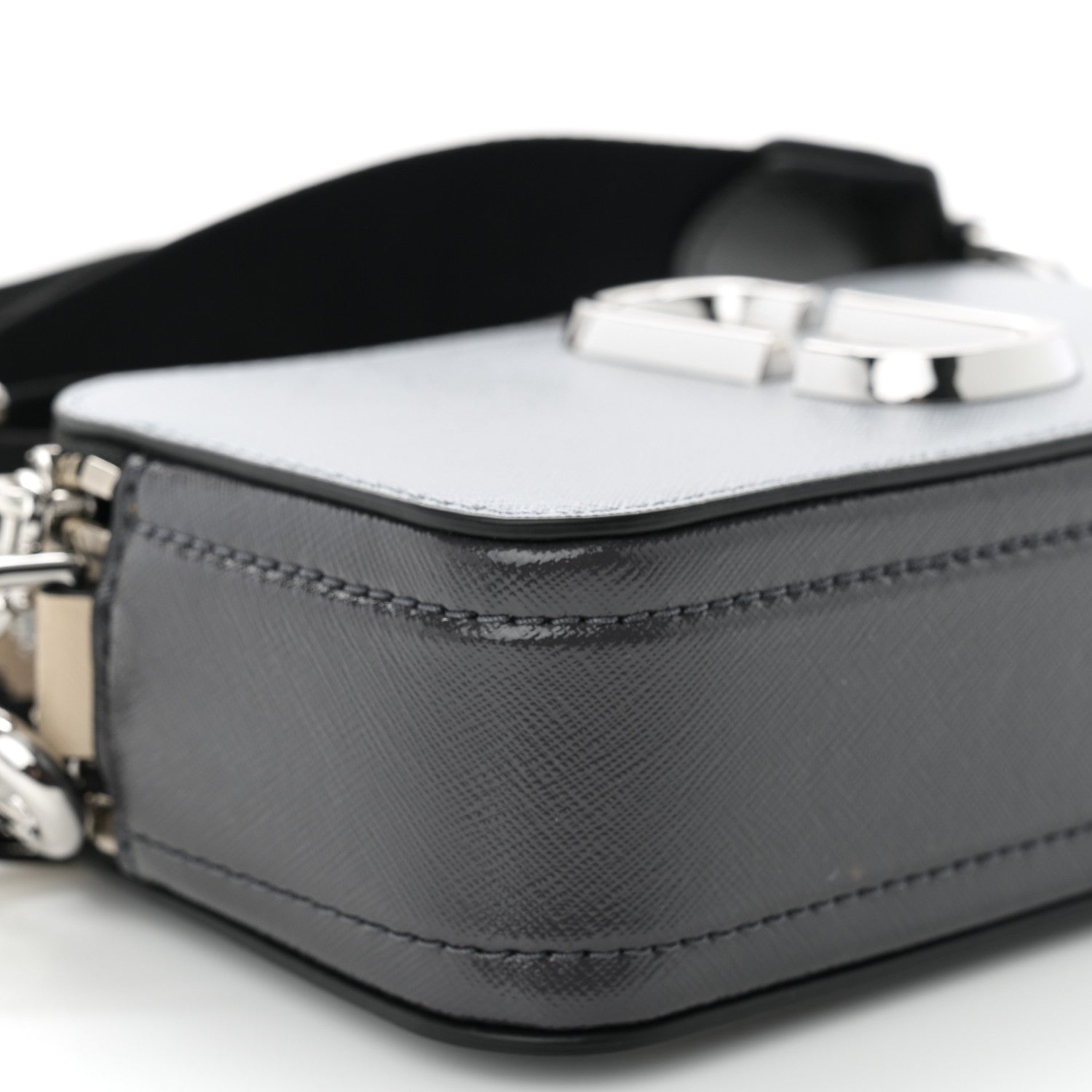 Marc Jacobs Saffiano Small Snapshot Camera Bag Wolf Grey 9 of 10