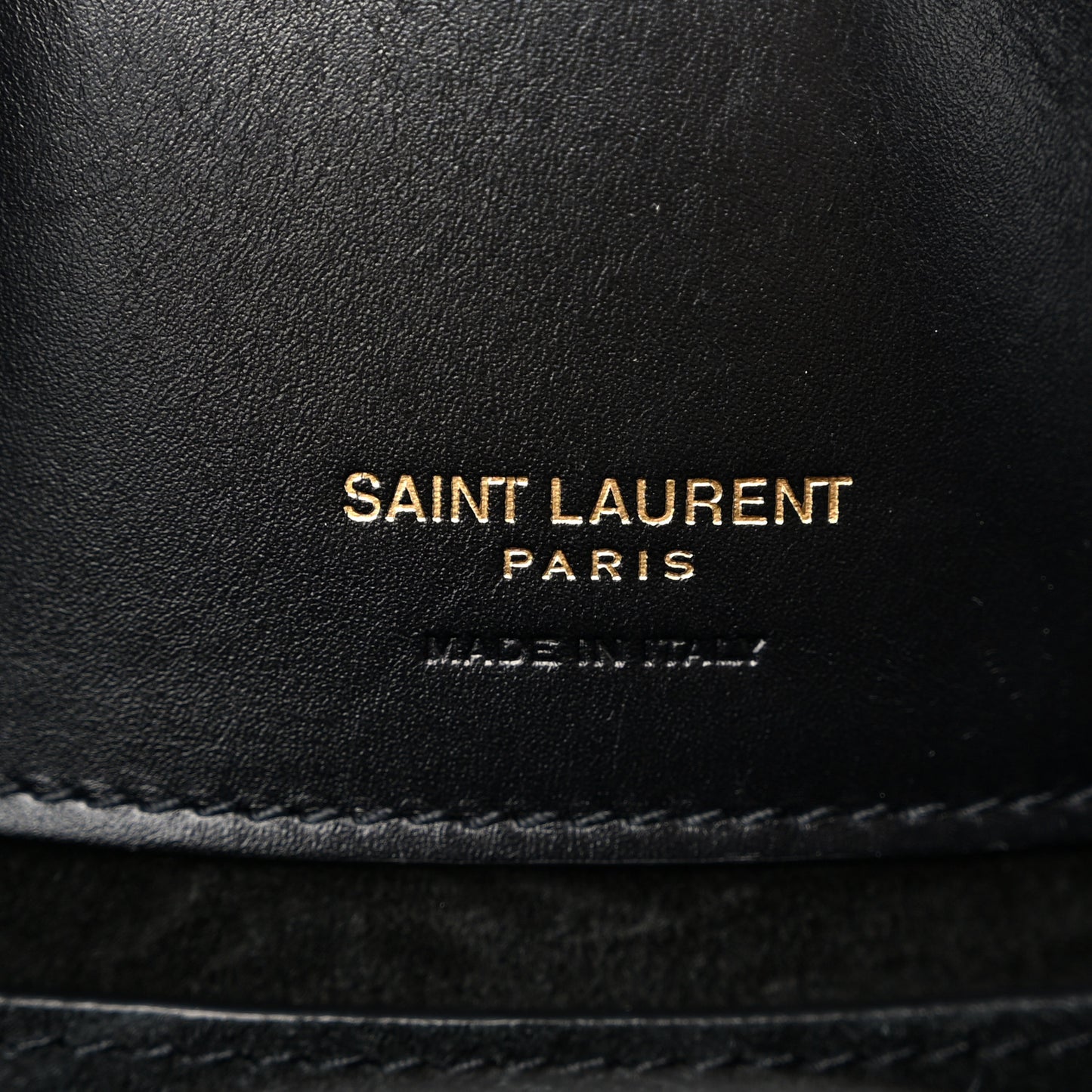 Shiny Calfskin Le 37 Bucket Bag Black