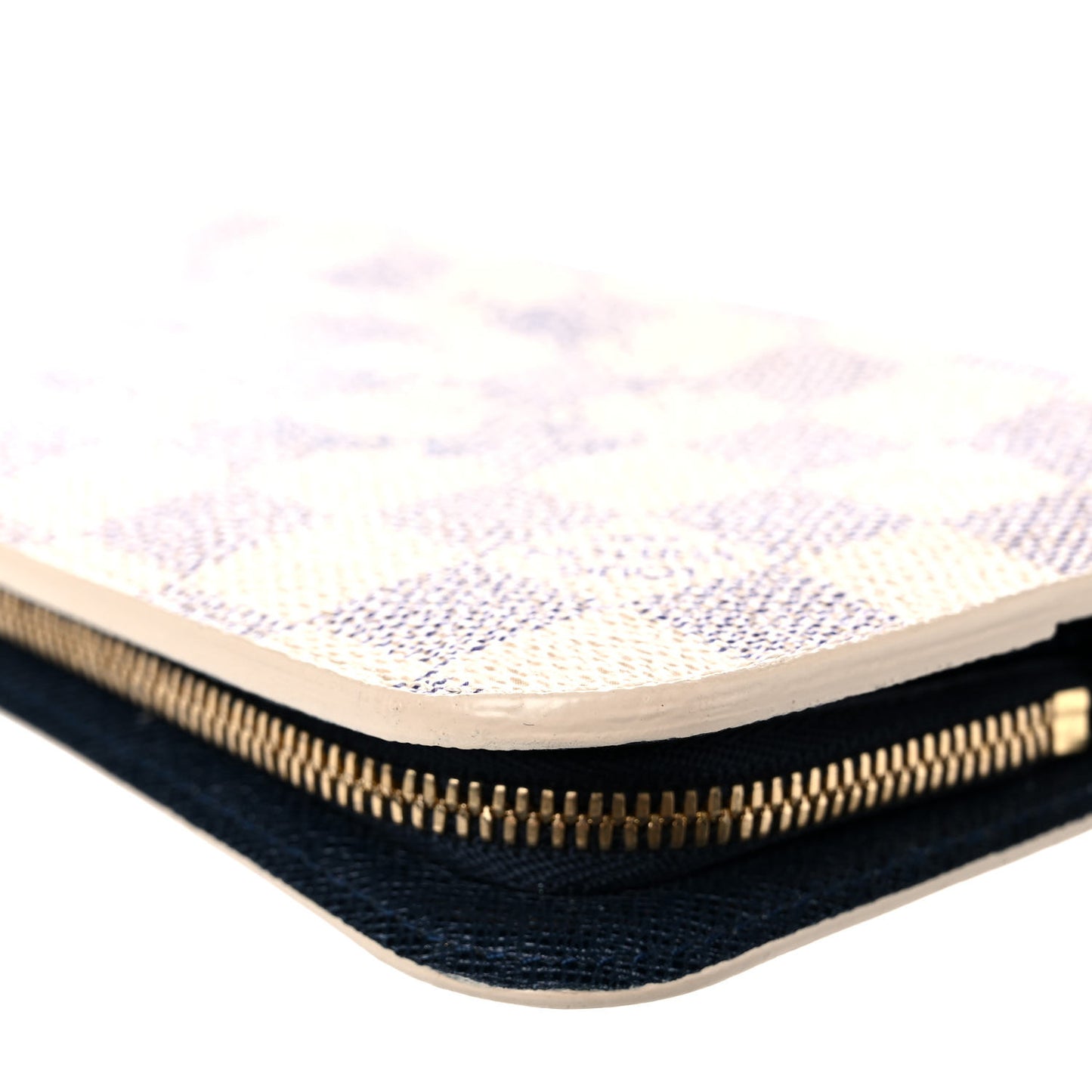 Damier Azur Articles de Voyage Insolite Wallet