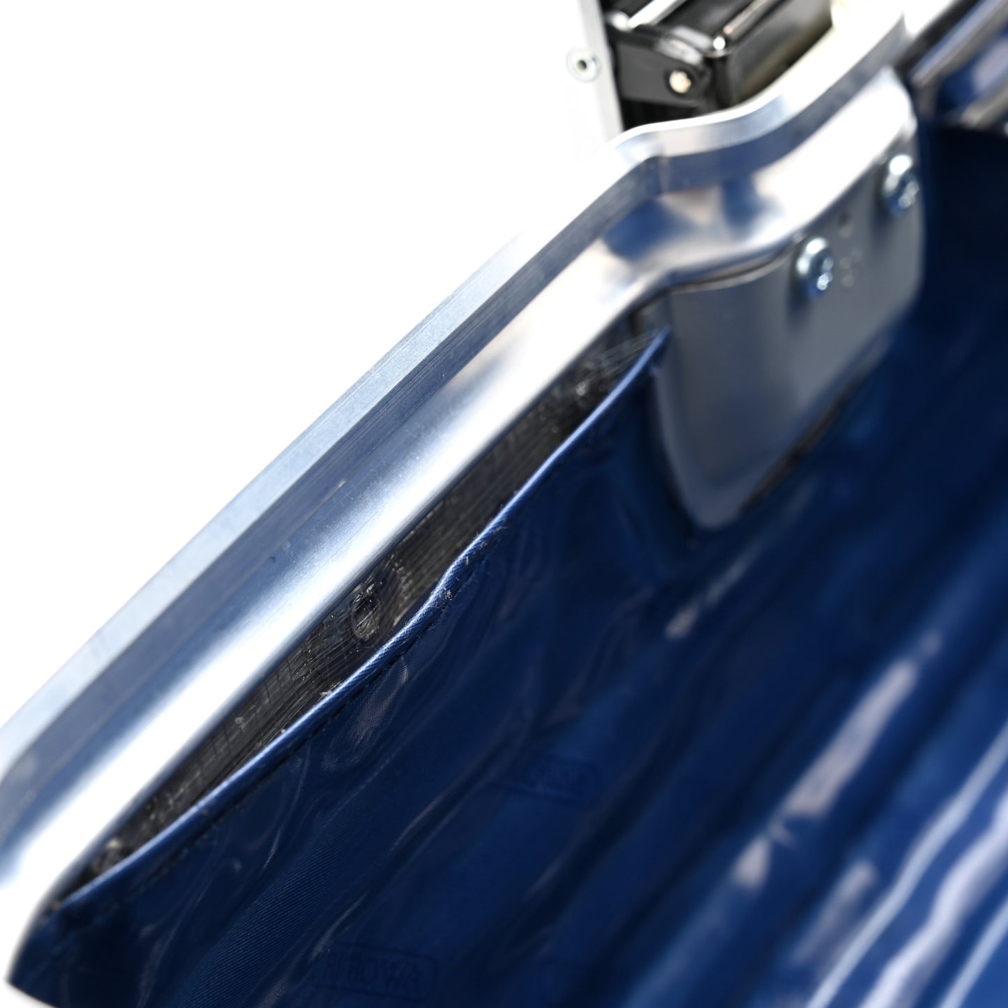 Aluminum Topas Vanity Case Silver