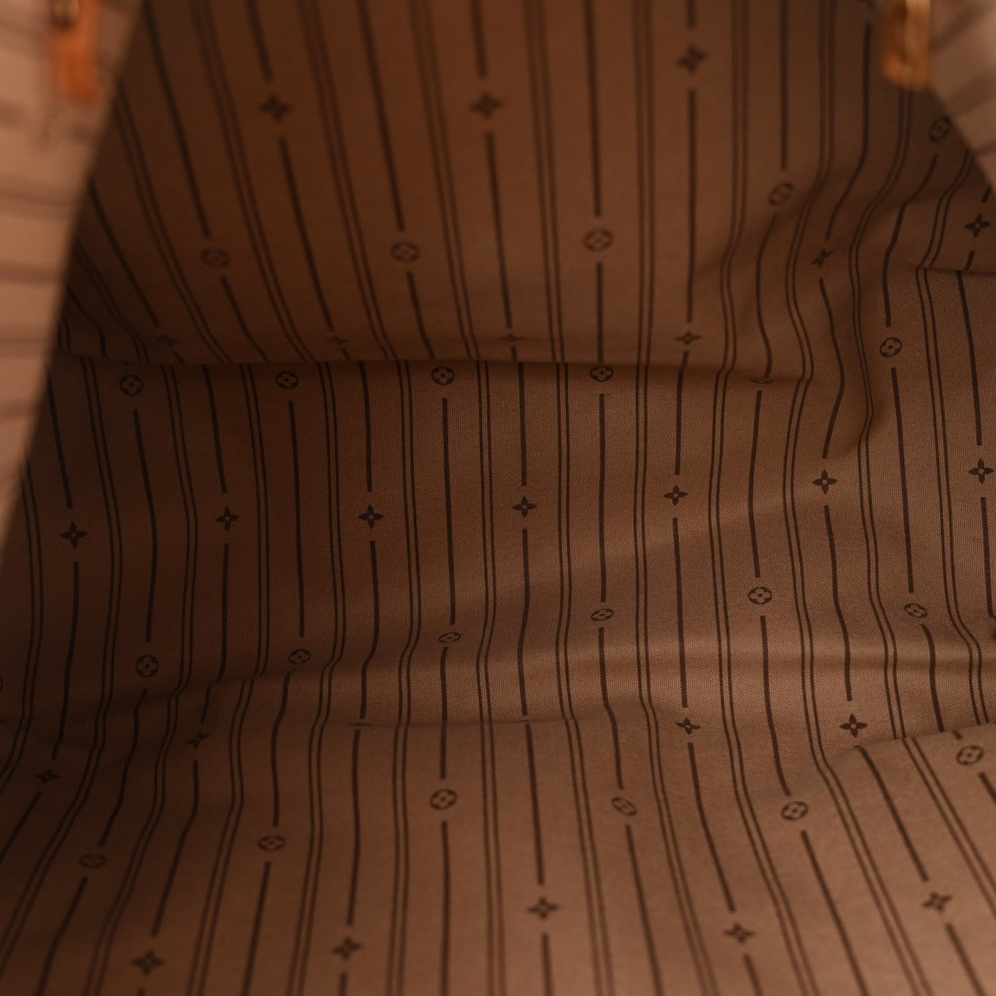 Monogram Delightful GM