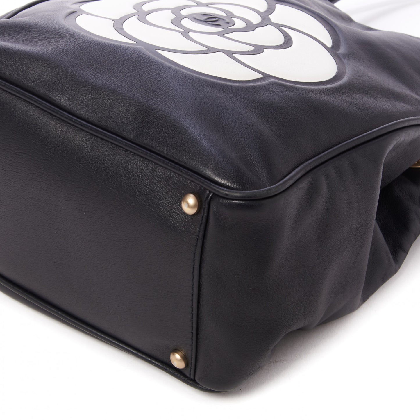 Lambskin Camellia Tote Black