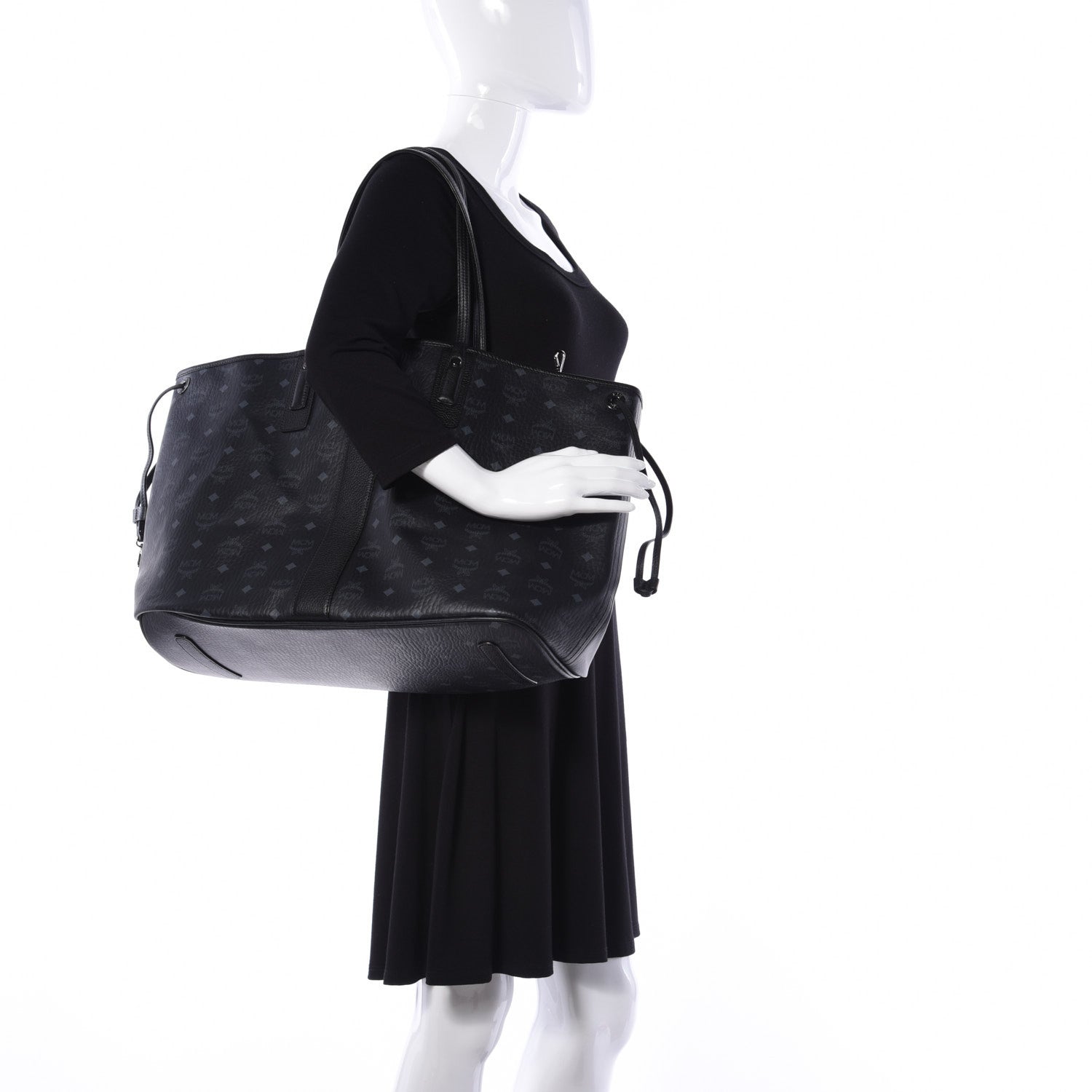 MCM Visetos Large Liz Reversible Shopper Tote Black 3 of 16