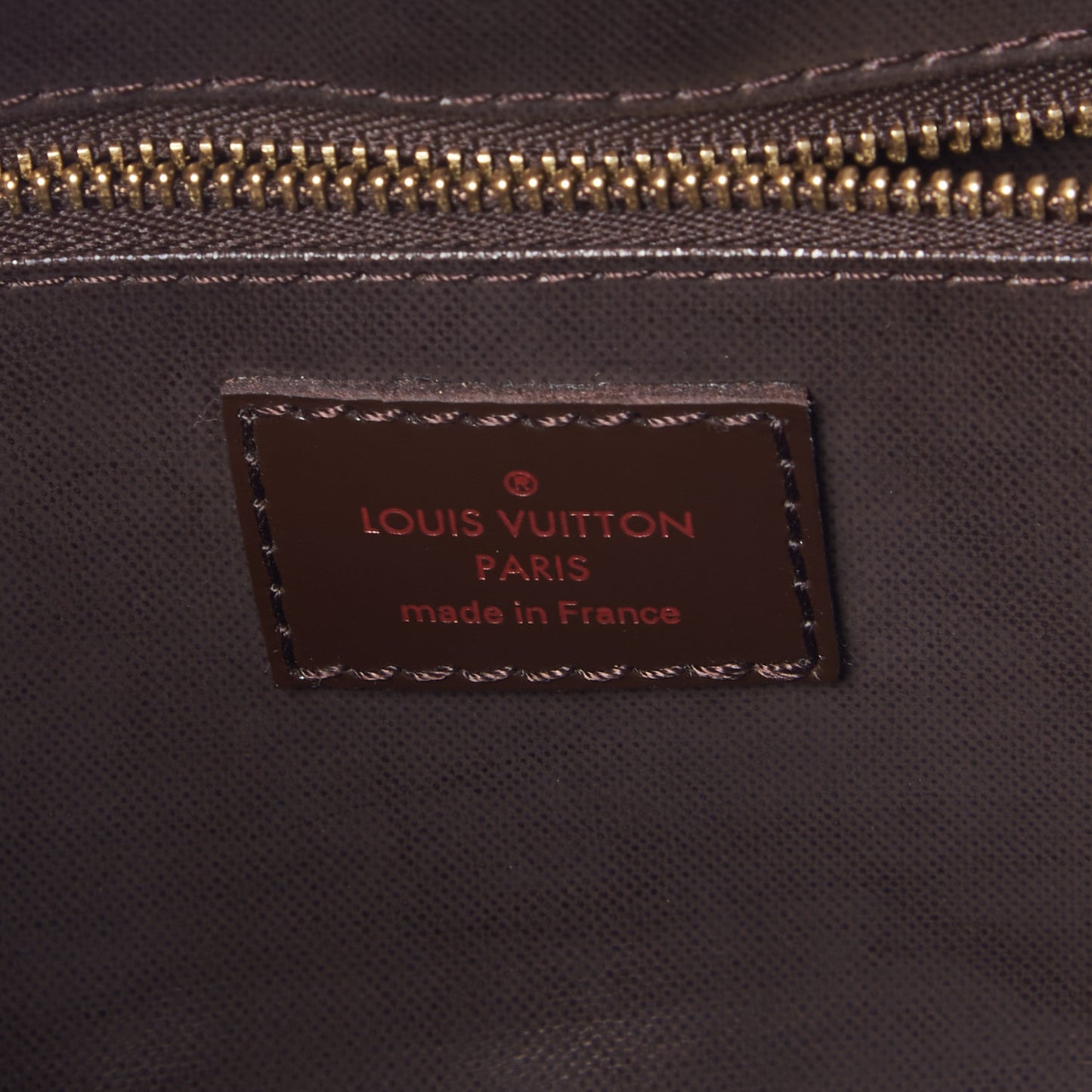 Damier Ebene Toiletry Bag 25