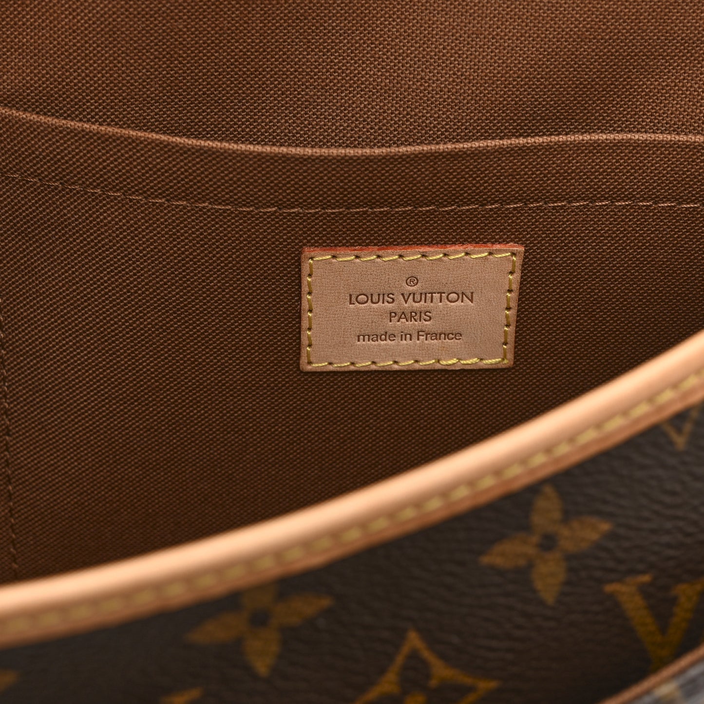 Monogram Sologne
